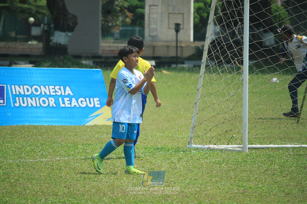 ijlu10 170825 pelita jaya soccer school vs brazillian soccer serpong