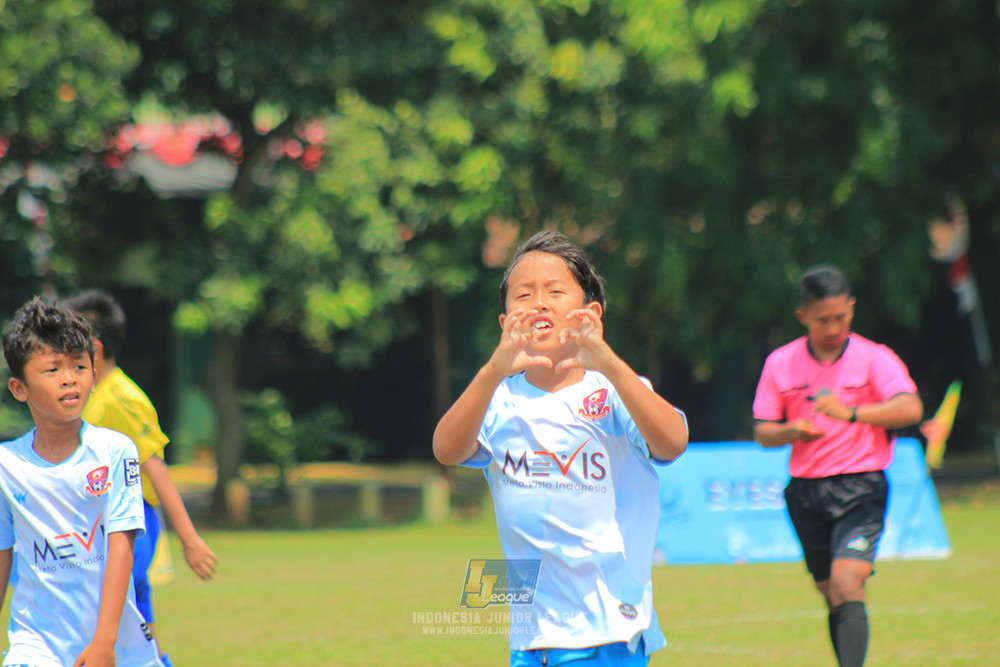 ijlu10 170825 pelita jaya soccer school vs brazillian soccer serpong