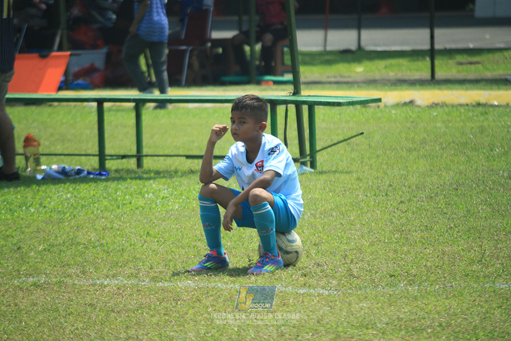 ijlu10 170825 pelita jaya soccer school vs brazillian soccer serpong