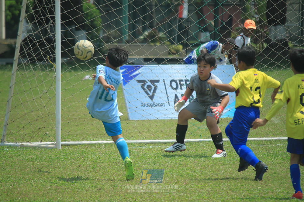 ijlu10 170825 pelita jaya soccer school vs brazillian soccer serpong
