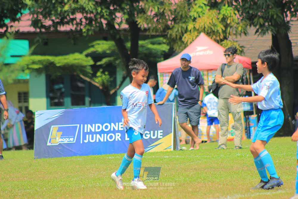 ijlu10 170825 pelita jaya soccer school vs brazillian soccer serpong