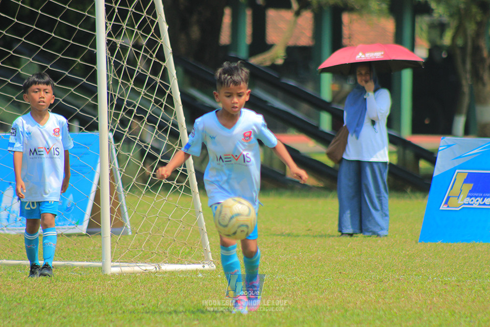 ijlu10 170825 pelita jaya soccer school vs brazillian soccer serpong