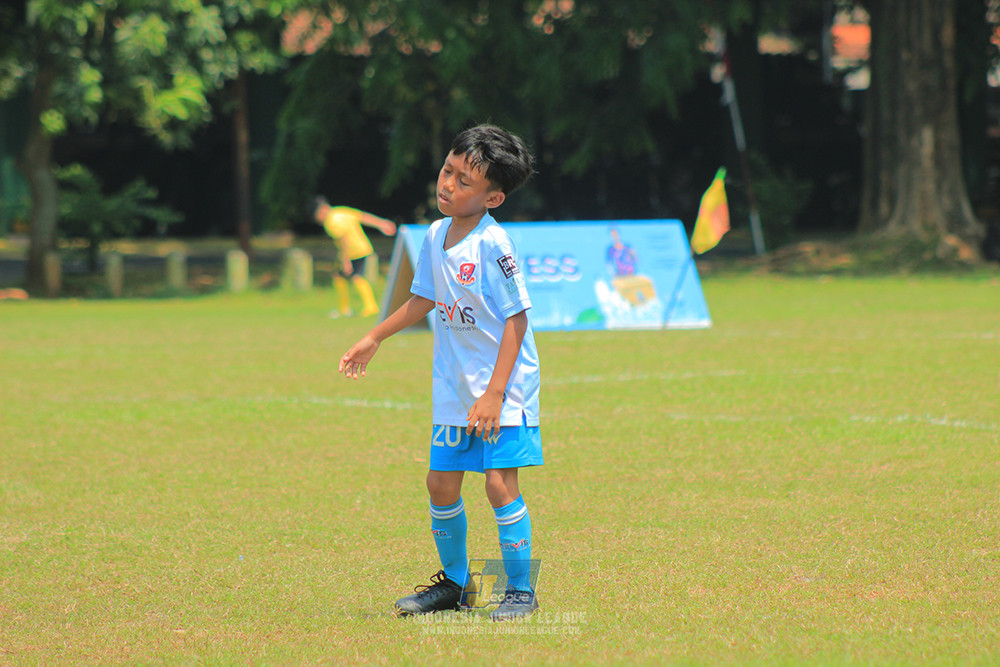 ijlu10 170825 pelita jaya soccer school vs brazillian soccer serpong