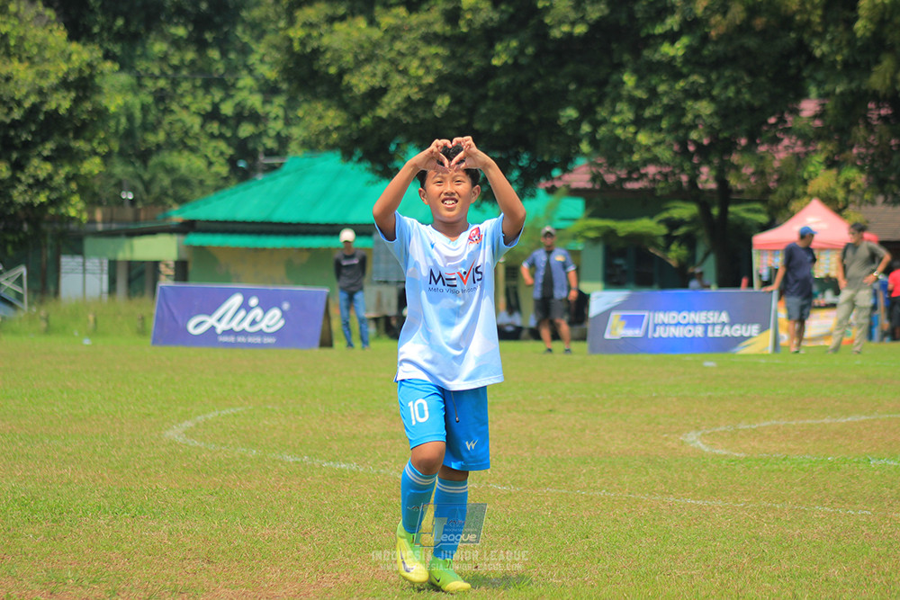 ijlu10 170825 pelita jaya soccer school vs brazillian soccer serpong