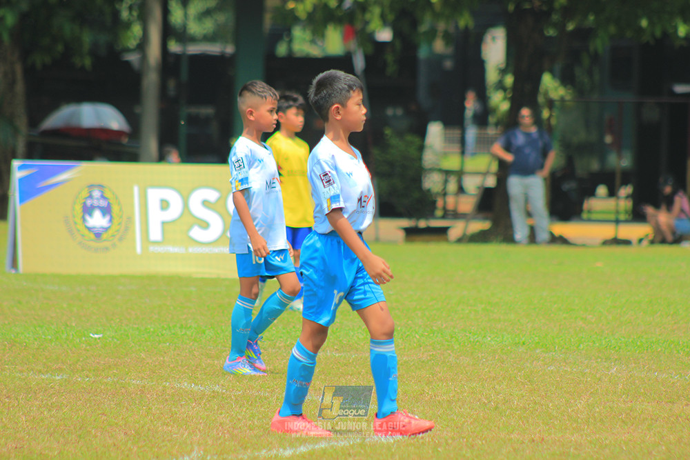 ijlu10 170825 pelita jaya soccer school vs brazillian soccer serpong
