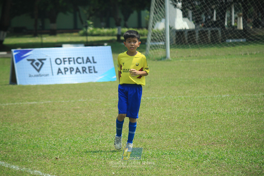 ijlu10 170825 pelita jaya soccer school vs brazillian soccer serpong