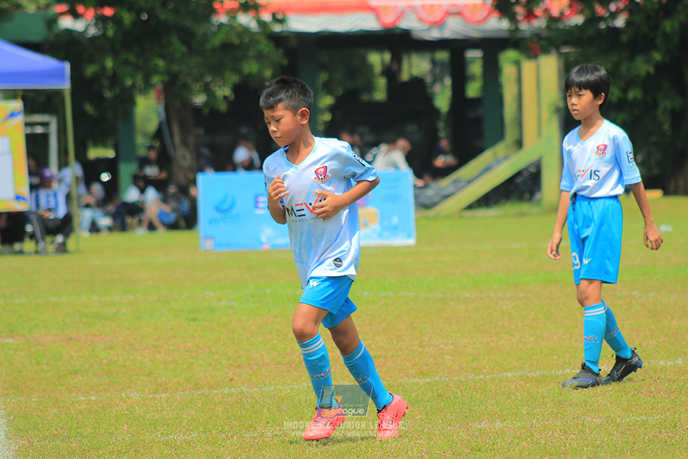 ijlu10 170825 pelita jaya soccer school vs brazillian soccer serpong