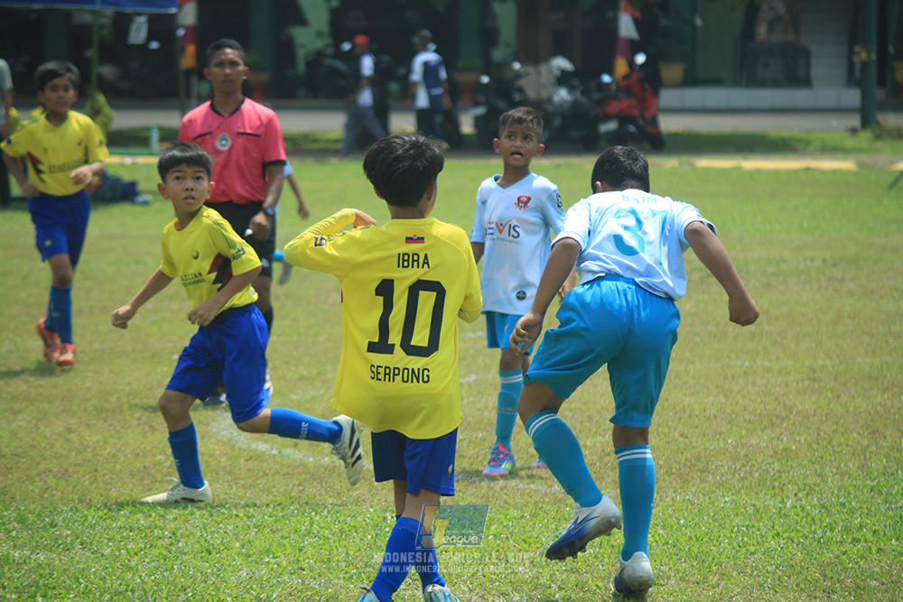 ijlu10 170825 pelita jaya soccer school vs brazillian soccer serpong
