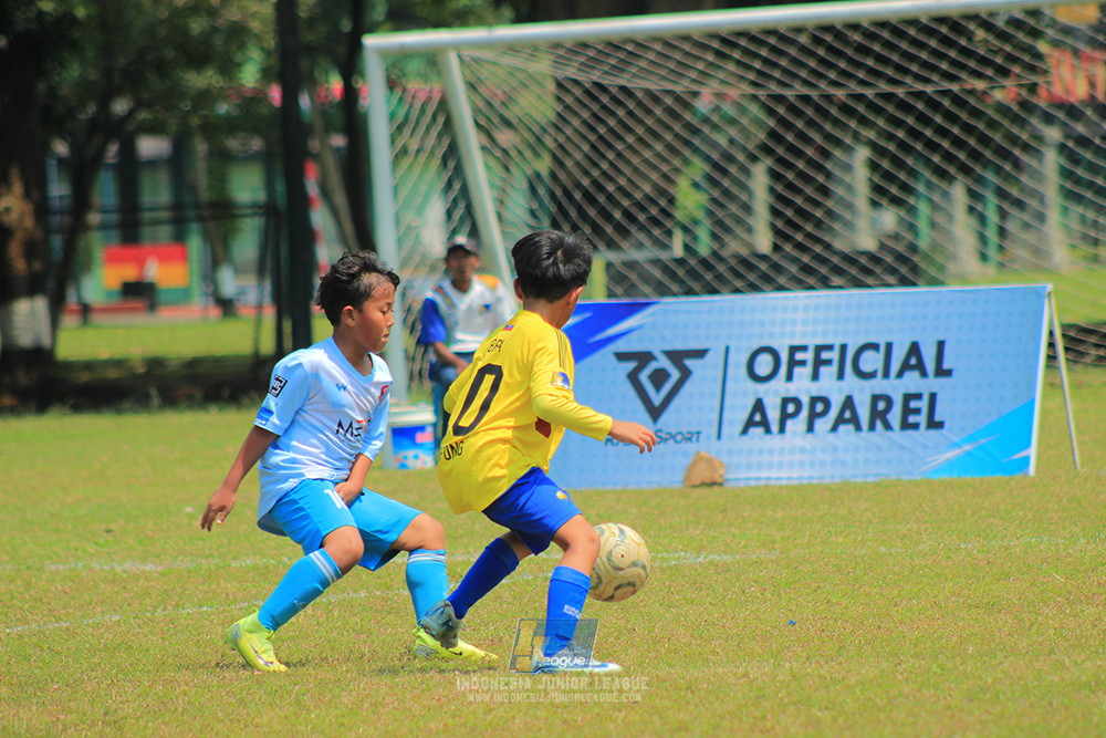 ijlu10 170825 pelita jaya soccer school vs brazillian soccer serpong