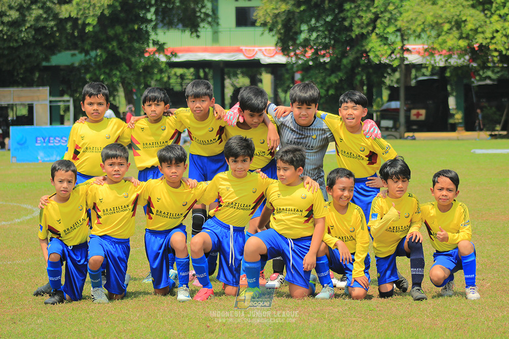 ijlu10 170825 pelita jaya soccer school vs brazillian soccer serpong