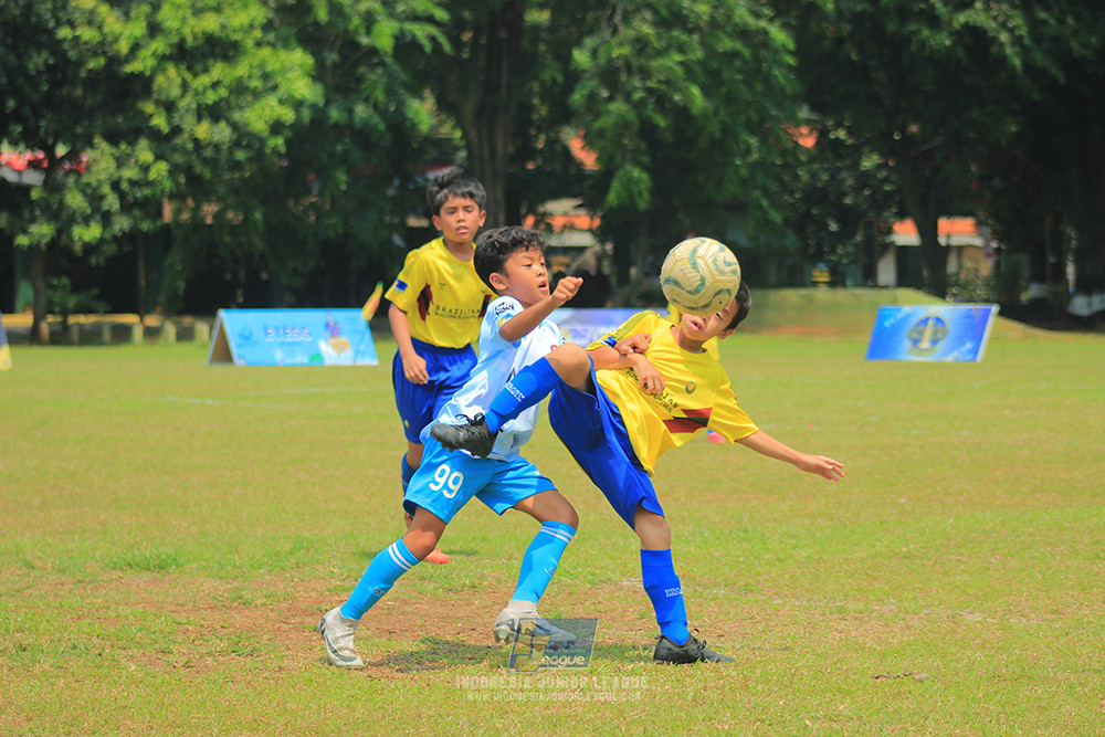 ijlu10 170825 pelita jaya soccer school vs brazillian soccer serpong