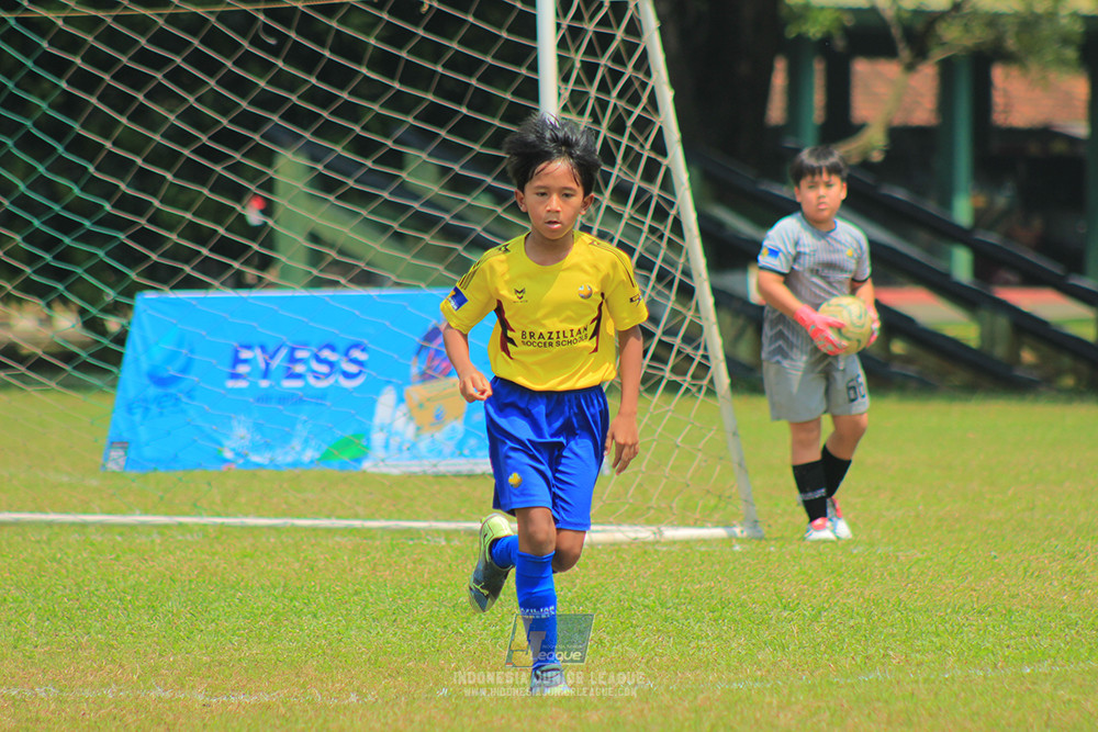 ijlu10 170825 pelita jaya soccer school vs brazillian soccer serpong