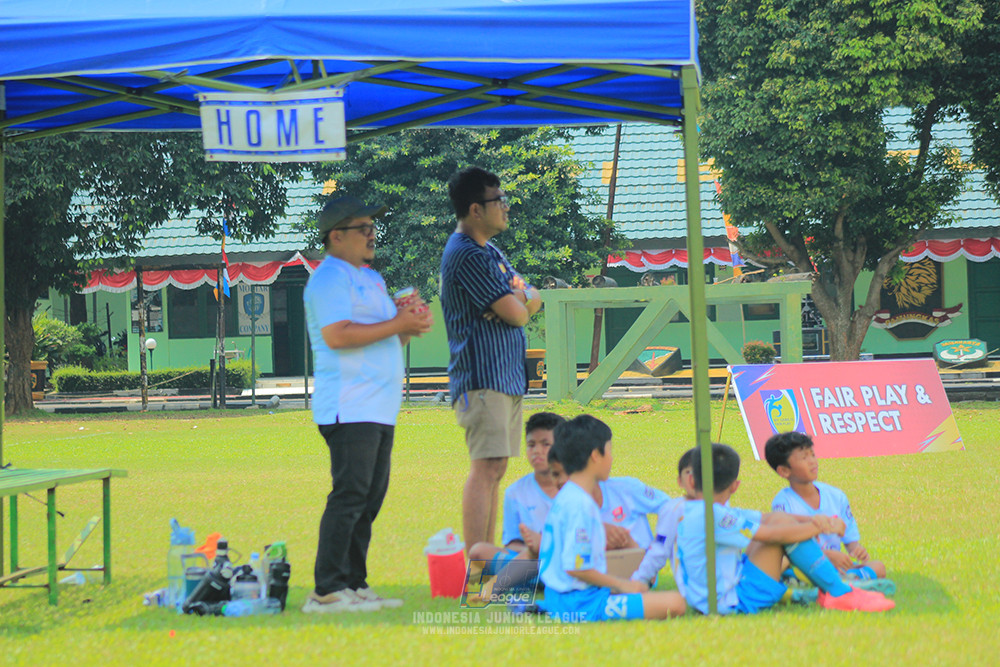 ijlu10 170825 pelita jaya soccer school vs brazillian soccer serpong