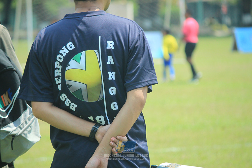 ijlu10 170825 pelita jaya soccer school vs brazillian soccer serpong