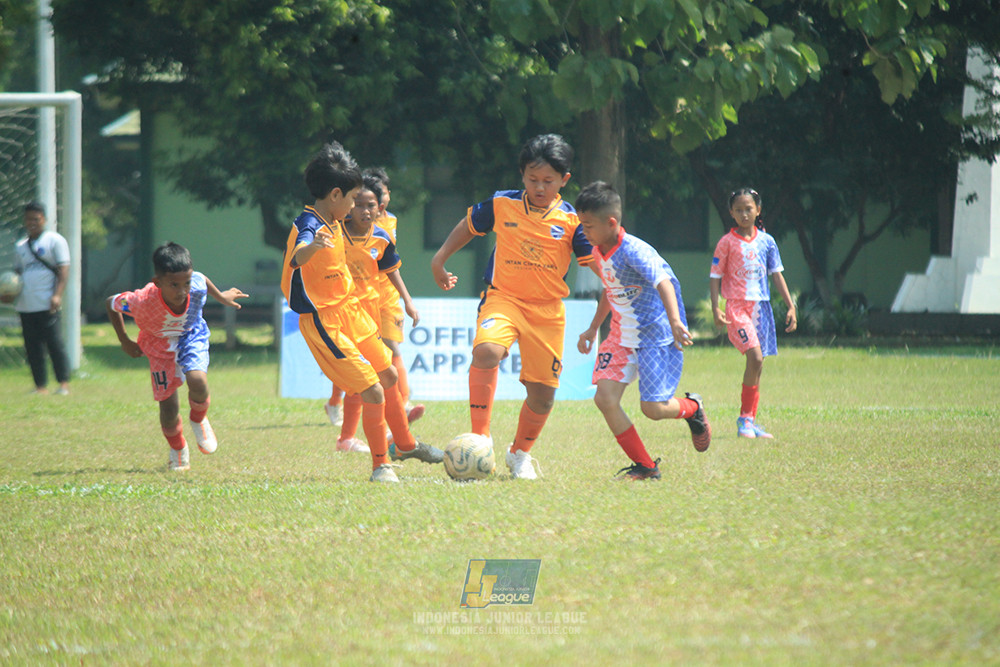 ijlu10 170825 timah united vs endang witarsa fc