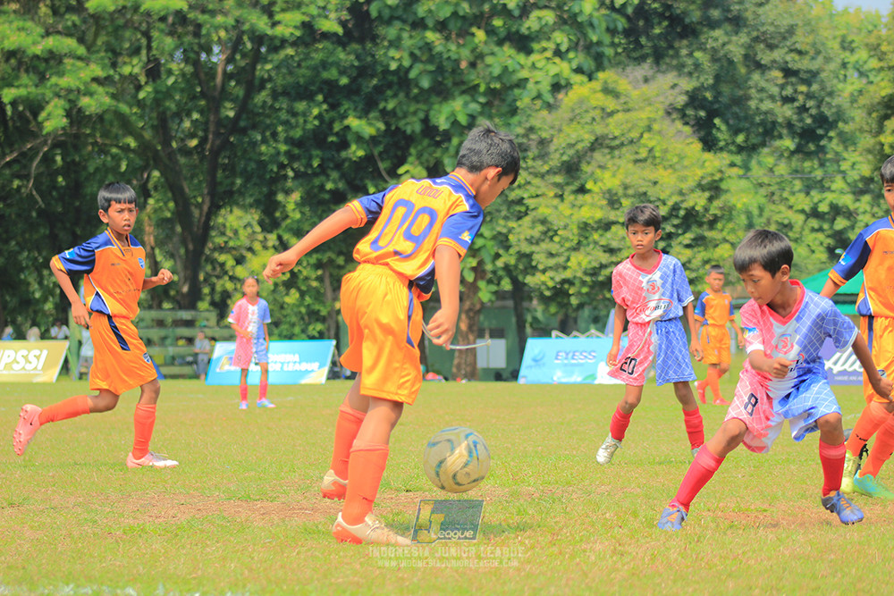 ijlu10 170825 timah united vs endang witarsa fc