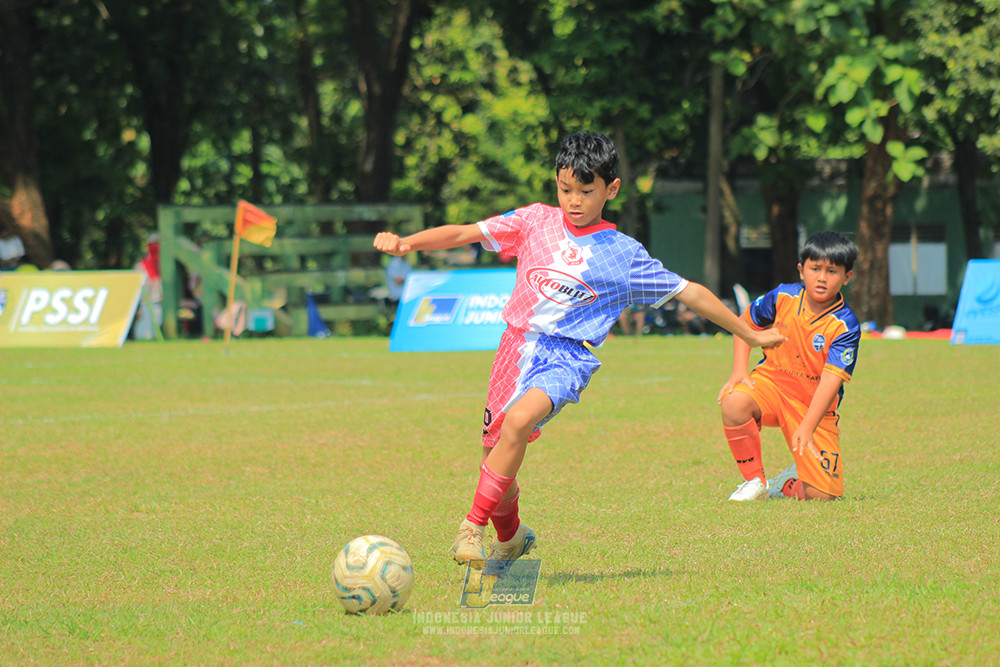 ijlu10 170825 timah united vs endang witarsa fc