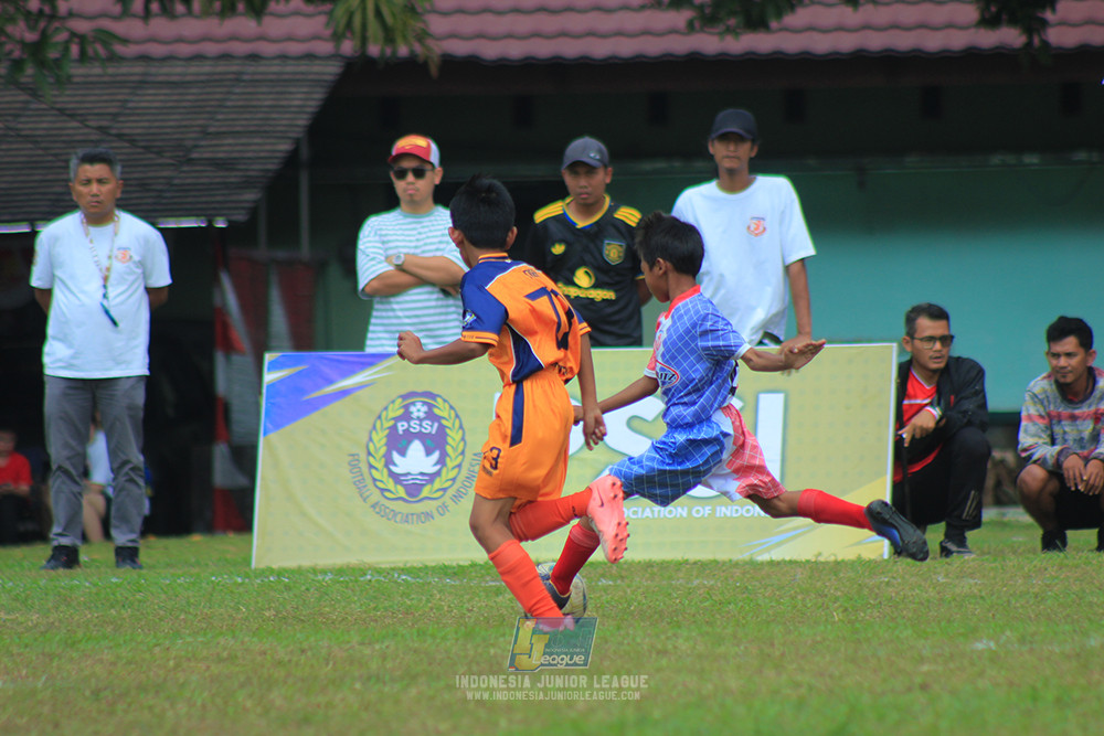 ijlu10 170825 timah united vs endang witarsa fc