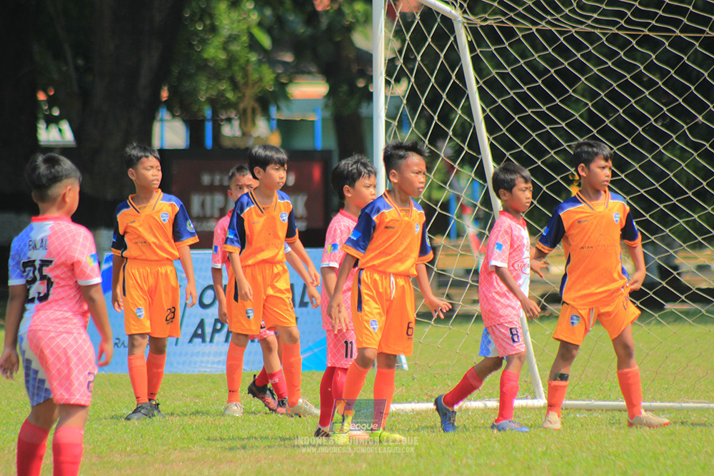 ijlu10 170825 timah united vs endang witarsa fc