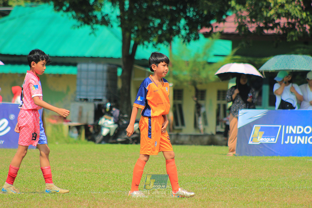 ijlu10 170825 timah united vs endang witarsa fc