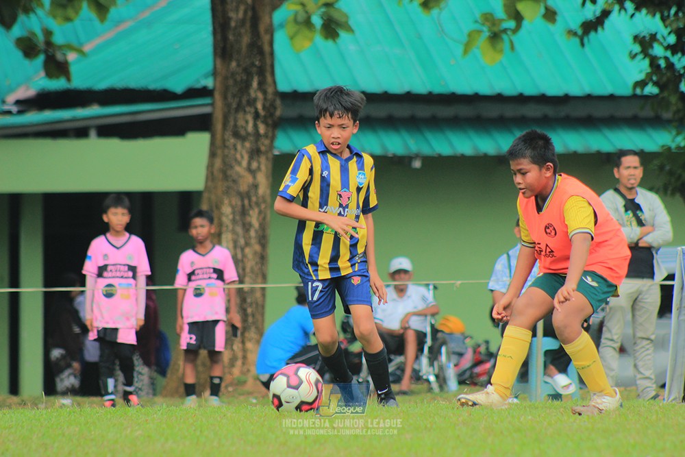 ijlu11 big21 plate maisa 27 bekasi vs maesa pararaider army