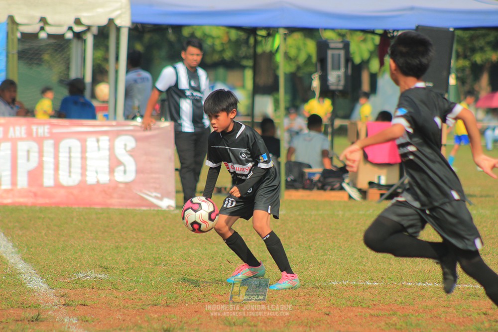 ijlu11 big21 plate proball football vs jips soccer