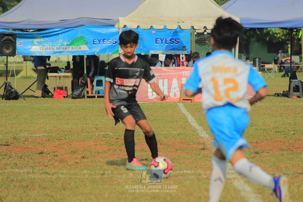 ijlu11 big21 plate proball football vs jips soccer