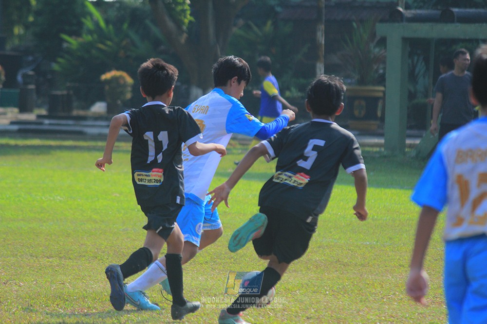 ijlu11 big21 plate proball football vs jips soccer