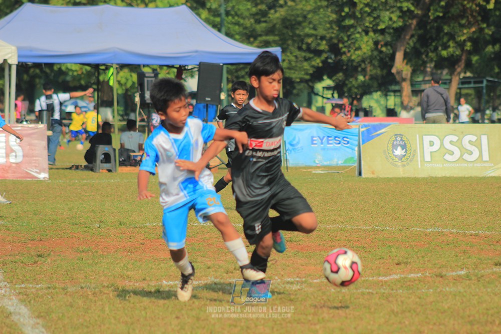 ijlu11 big21 plate proball football vs jips soccer
