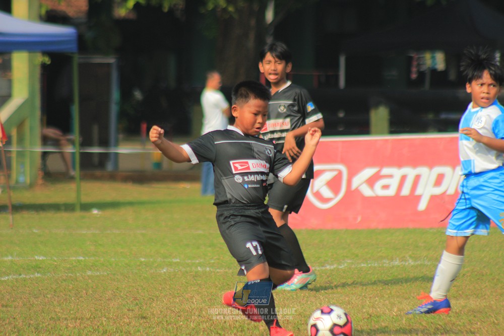 ijlu11 big21 plate proball football vs jips soccer