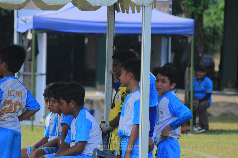 ijlu11 big21 plate proball football vs jips soccer