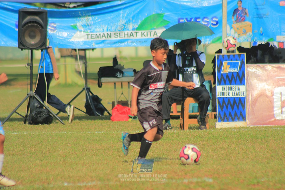ijlu11 big21 plate proball football vs jips soccer