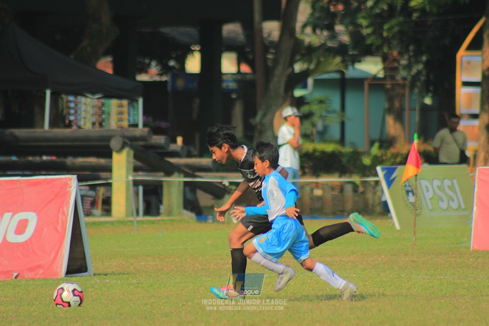 ijlu11 big21 plate proball football vs jips soccer