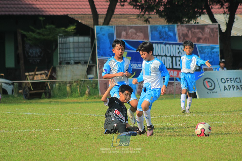 ijlu11 big21 plate proball football vs jips soccer