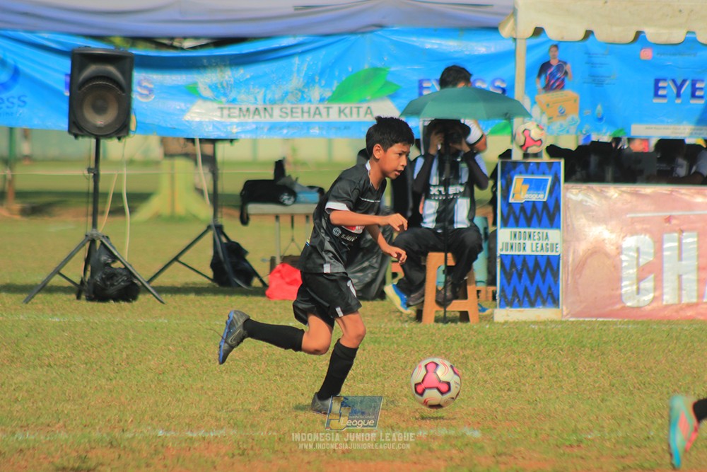 ijlu11 big21 plate proball football vs jips soccer