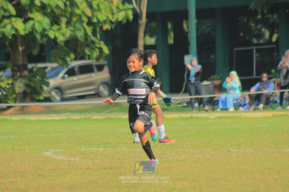 ijlu11 big21 plate proball football vs jips soccer