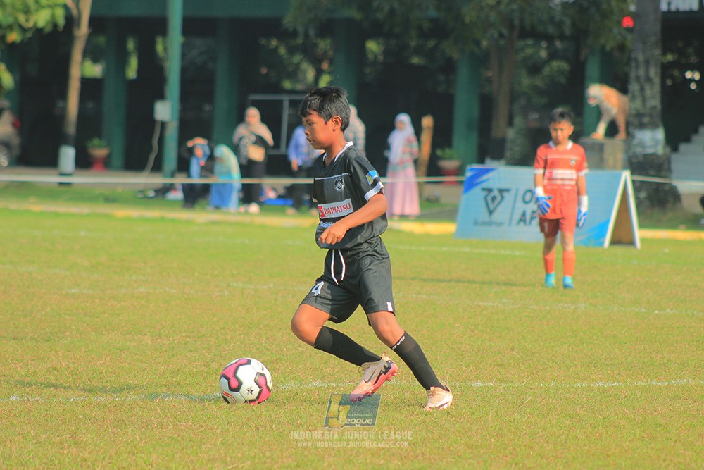 ijlu11 big21 plate proball football vs jips soccer