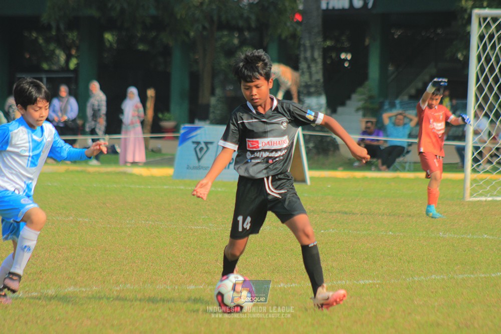 ijlu11 big21 plate proball football vs jips soccer