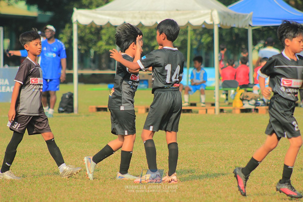 ijlu11 big21 plate proball football vs jips soccer
