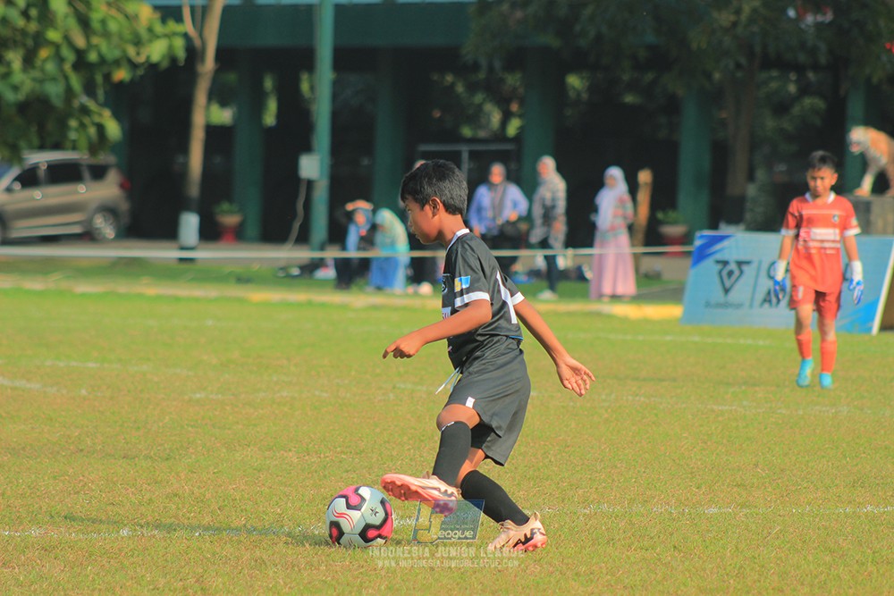 ijlu11 big21 plate proball football vs jips soccer