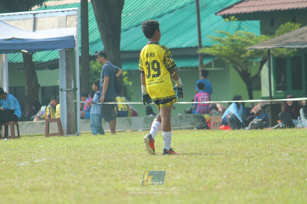 ijlu11 big21 plate timah united vs proball football