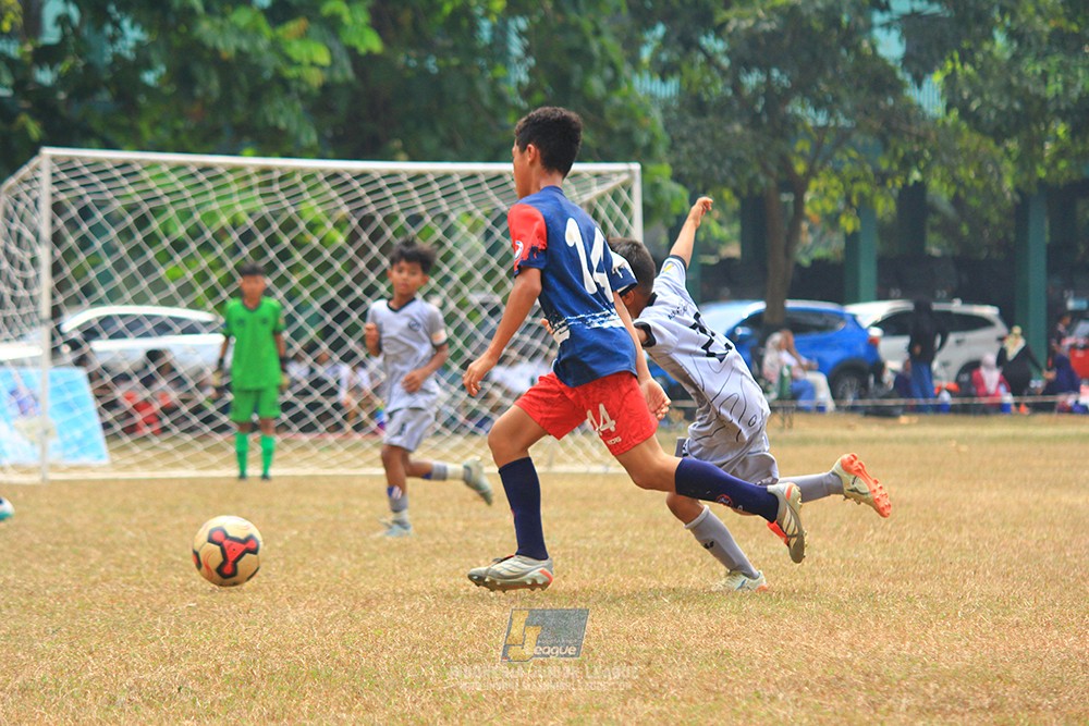 ijlu11 big8 190726 asia football school vs binna banua fc