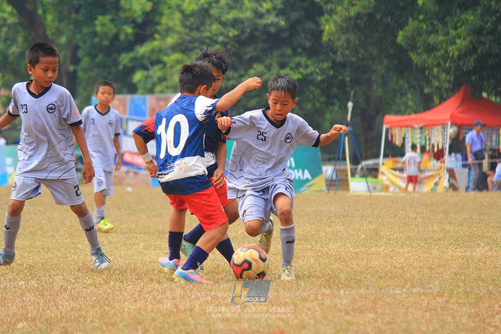 ijlu11 big8 190726 asia football school vs binna banua fc