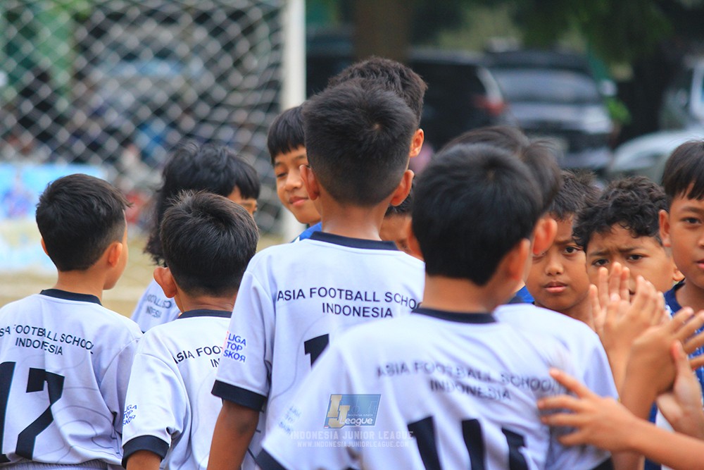 ijlu11 big8 190726 asia football school vs binna banua fc