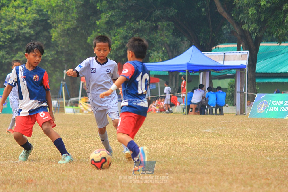 ijlu11 big8 190726 asia football school vs binna banua fc