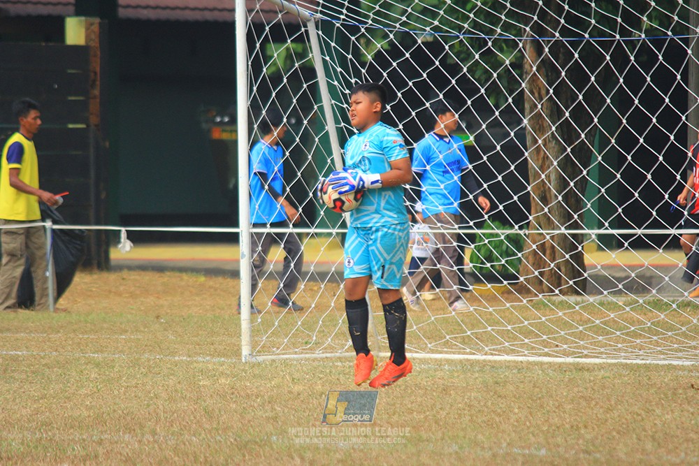 ijlu11 big8 190726 farama fc vs steelford united