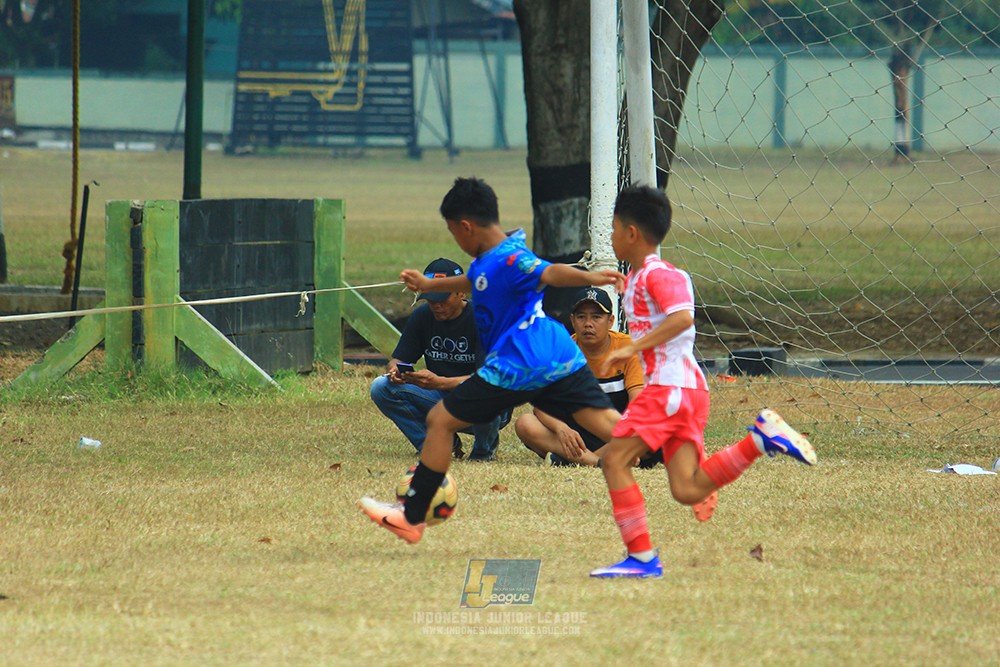 ijlu11 big8 190726 farama fc vs steelford united