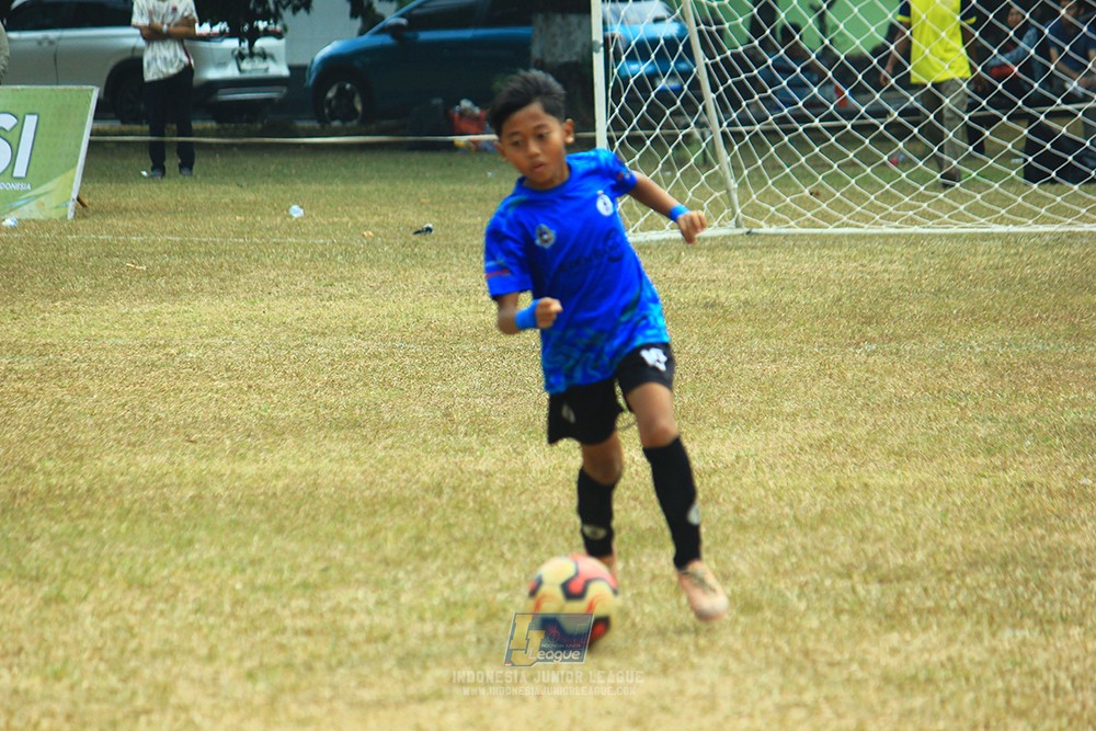 ijlu11 big8 190726 farama fc vs steelford united