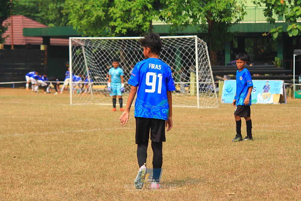 ijlu11 big8 190726 farama fc vs steelford united