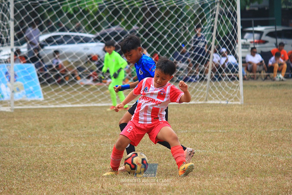ijlu11 big8 190726 farama fc vs steelford united
